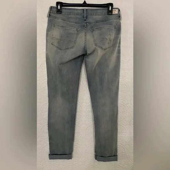 Levi’s | DENIZEN BOYFRIEND | Size 27 | Lightly Distressed - Picture 2 of 7
